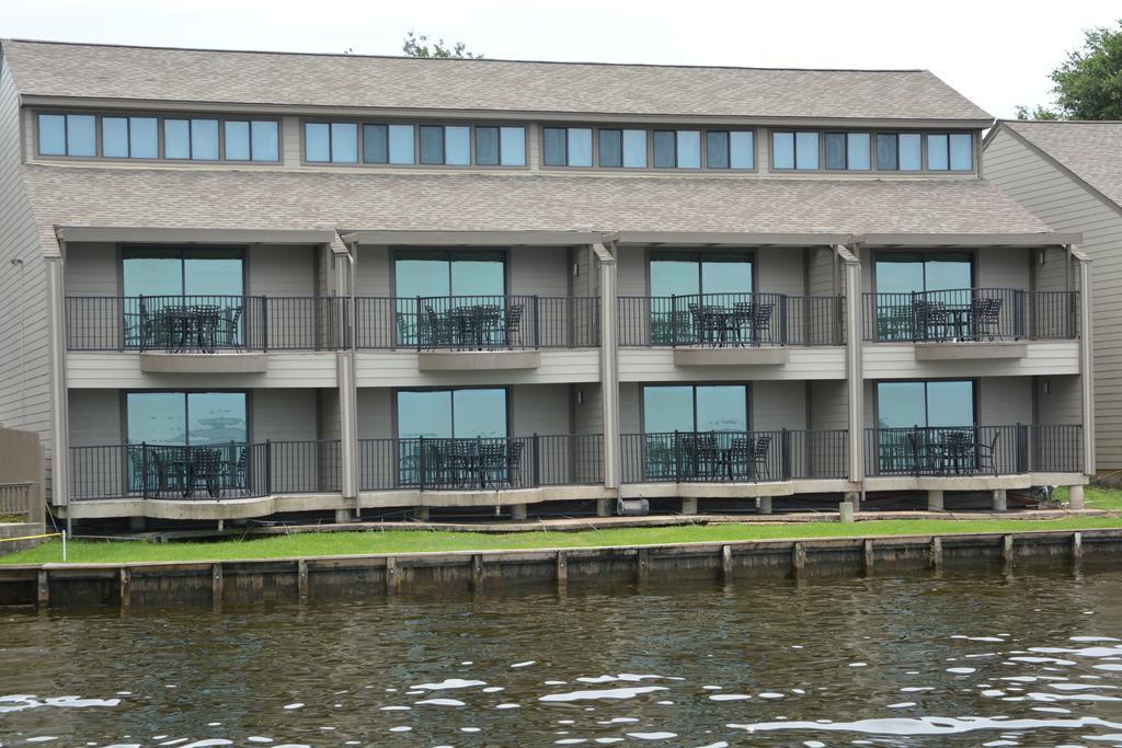 The Landing At Seven Coves Hotel Willis Exterior foto
